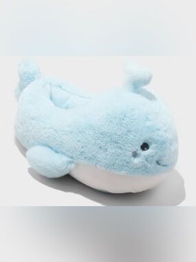 Cute Blue Whale Plush Slippers – Kids Size M (2/3)